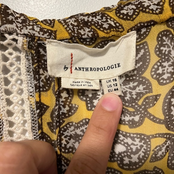 Flowy Anthropologie top - Picture 2 of 2